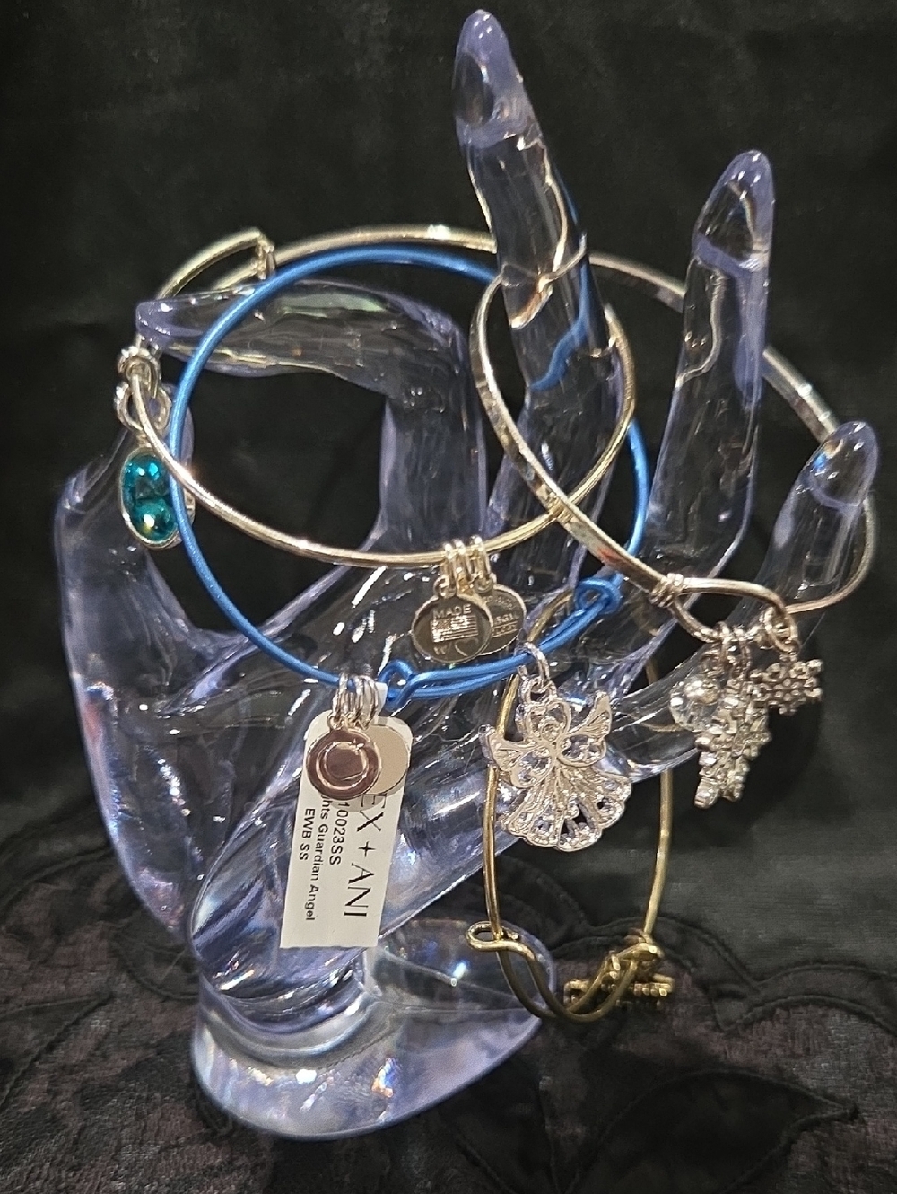 Alex and Ani BUNDLE VALUE Beautiful curated lot of 4 authentic A&A Bracelets
